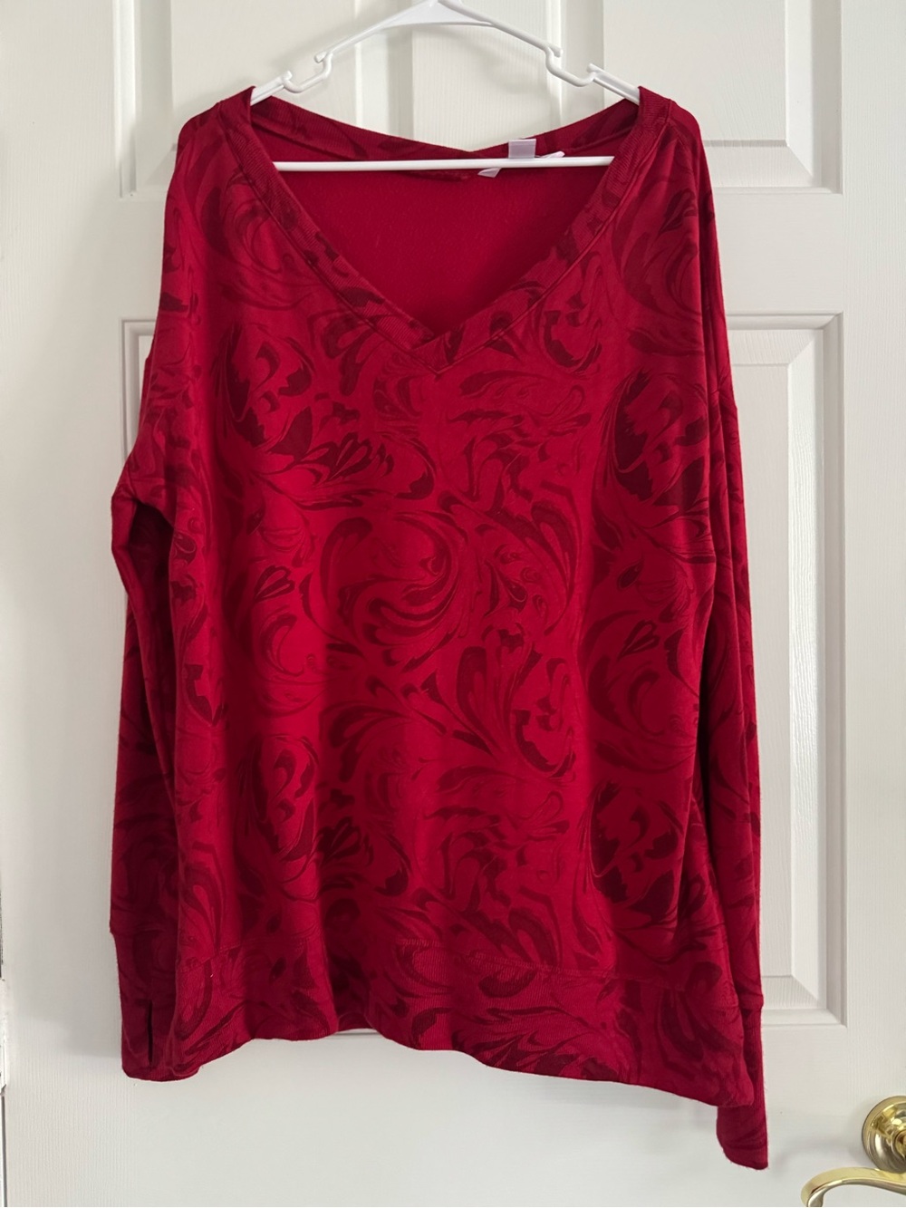 Athleta Red V-Neck Long Sleeve Top with Tone-On-Tone Swirl